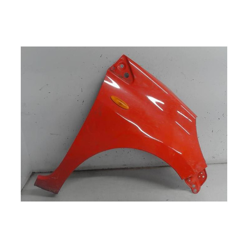 Aile avant droit DAIHATSU CUORE 3