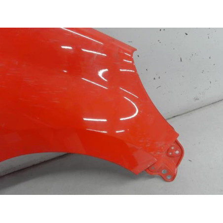 Aile avant droit DAIHATSU CUORE 3