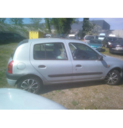 Pare choc avant RENAULT CLIO 2 Photo n°8