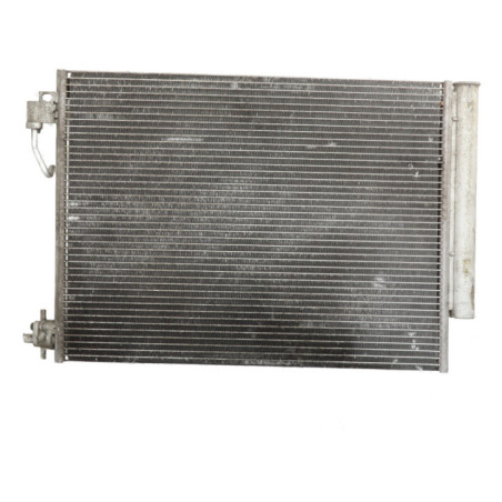 Condenseur de clim RENAULT CLIO 4
