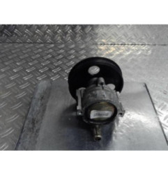 Pompe de direction RENAULT CLIO 2 Photo n°4