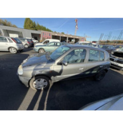 Pompe de direction RENAULT CLIO 2 Photo n°13