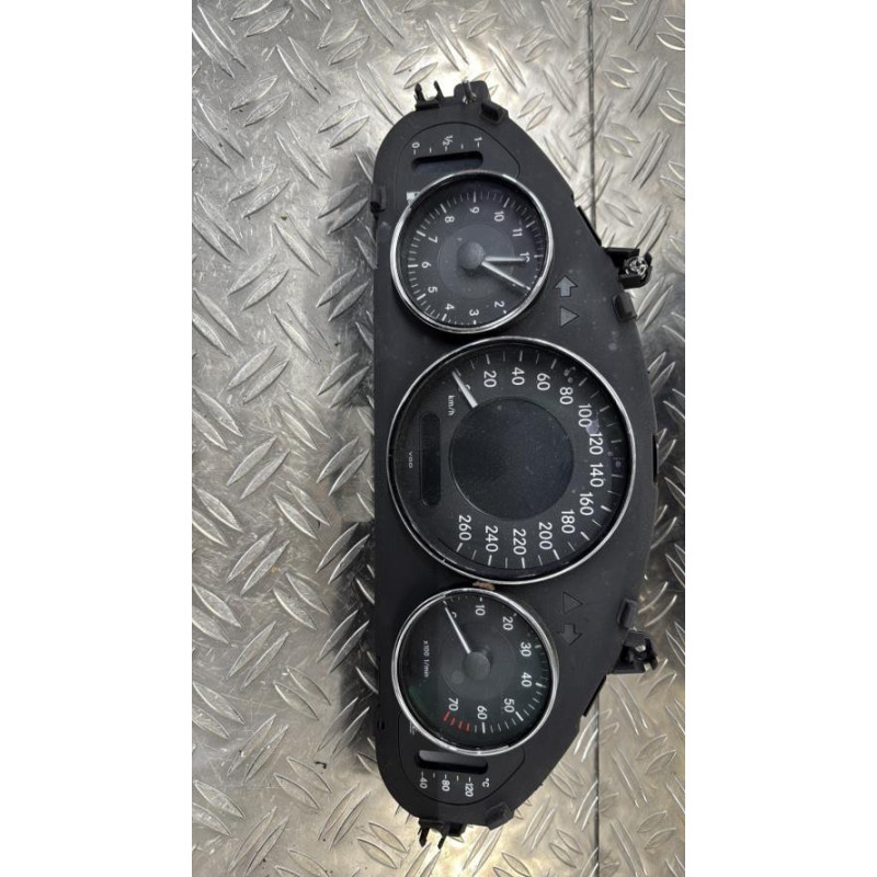 Compteur MERCEDES CLASSE CLS 219