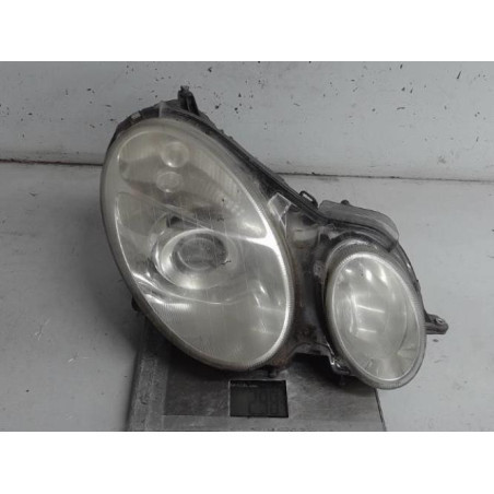 Optique avant principal droit (feux)(phare) MERCEDES CLASSE E 211 Photo n°1