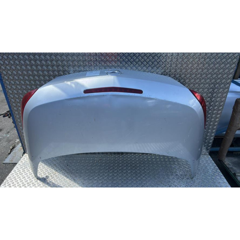 Malle/Hayon arriere OPEL ASTRA H