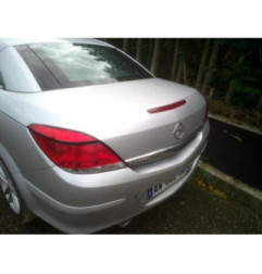 Malle/Hayon arriere OPEL ASTRA H Photo n°8