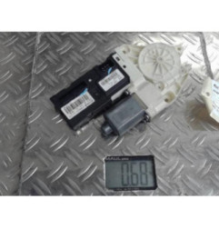 Moteur leve vitre avant gauche RENAULT LAGUNA 3 Photo n°1