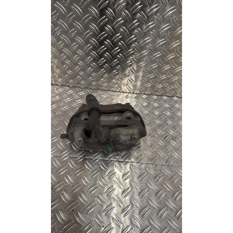 Etrier avant gauche (freinage) MERCEDES CLASSE CLS 219