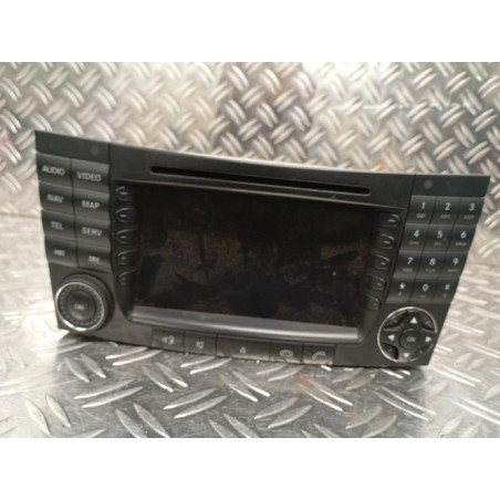 Autoradio d'origine MERCEDES CLASSE CLS 219 Photo n°1
