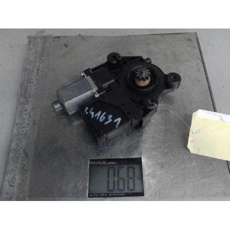 Moteur leve vitre avant droit RENAULT MEGANE 3 Photo n°1