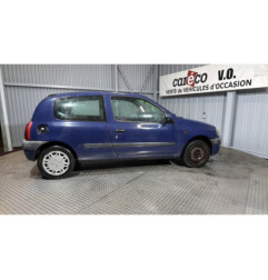 Calandre RENAULT CLIO 2 Photo n°14