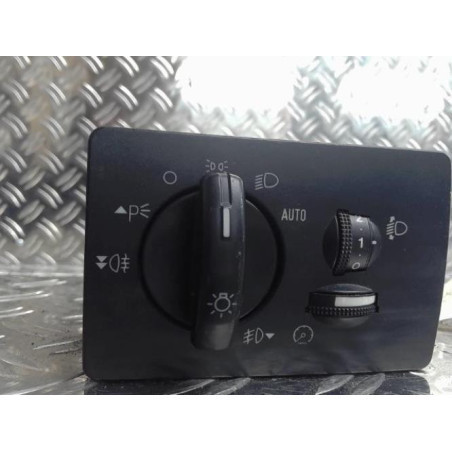Commande de phare FORD FOCUS 2