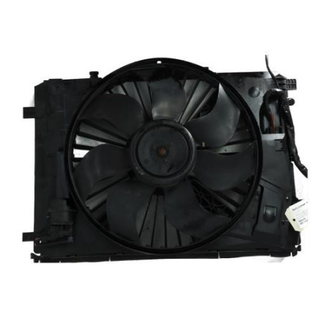 Ventilateur eau MERCEDES CLASSE E 212 Photo n°1