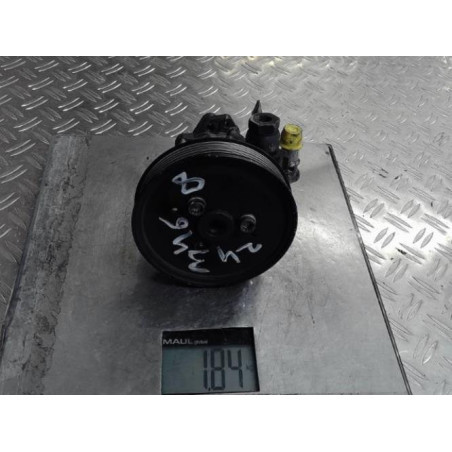 Pompe de direction AUDI A6 3 Photo n°1