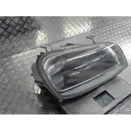 Optique avant principal droit (feux)(phare) TOYOTA RAV4 1