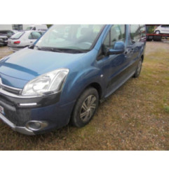 Compresseur clim CITROEN BERLINGO 2 Photo n°9