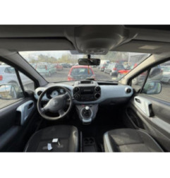 Compresseur clim CITROEN BERLINGO 2 Photo n°17