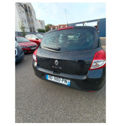 Capot RENAULT CLIO 3 Photo n°7