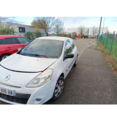Capot RENAULT CLIO 3 Photo n°7