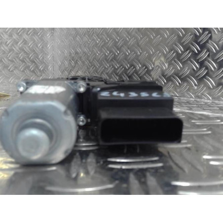 Moteur leve vitre arriere gauche VOLKSWAGEN PASSAT 4