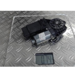 Moteur leve vitre avant droit VOLKSWAGEN PASSAT 4 Photo n°3