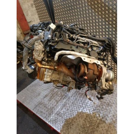 Moteur BMW SERIE 1 F40 Photo n°1