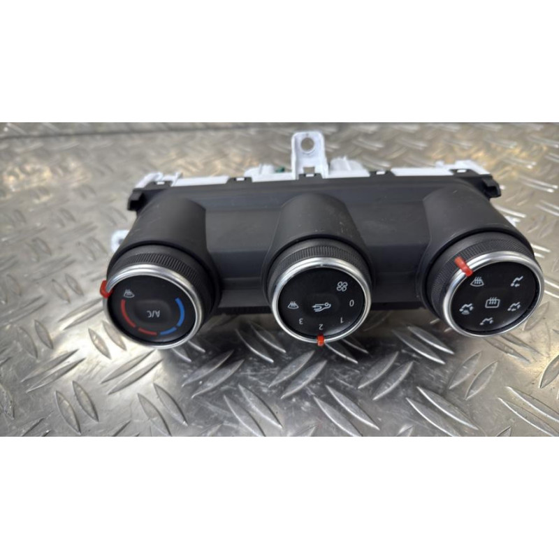 Commande chauffage RENAULT CLIO 5