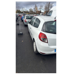 Capot RENAULT CLIO 3 Photo n°7