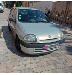 Pare choc avant RENAULT CLIO 2 Photo n°1