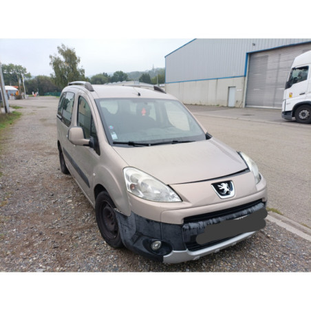 Vitre avant gauche PEUGEOT PARTNER 2 Photo n°1
