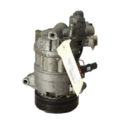 Compresseur clim BMW SERIE 1 E81 Photo n°4
