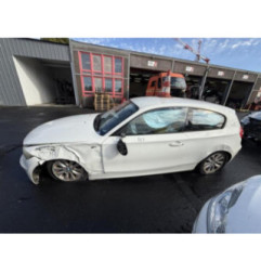 Compresseur clim BMW SERIE 1 E81 Photo n°9