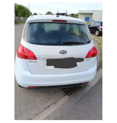 Compresseur clim KIA VENGA Photo n°1