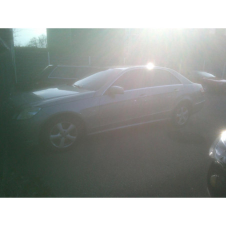 Alternateur MERCEDES CLASSE E 212 Photo n°1