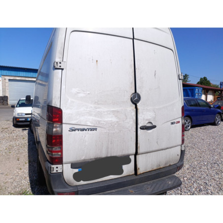 Porte avant droit MERCEDES SPRINTER 2 Photo n°1