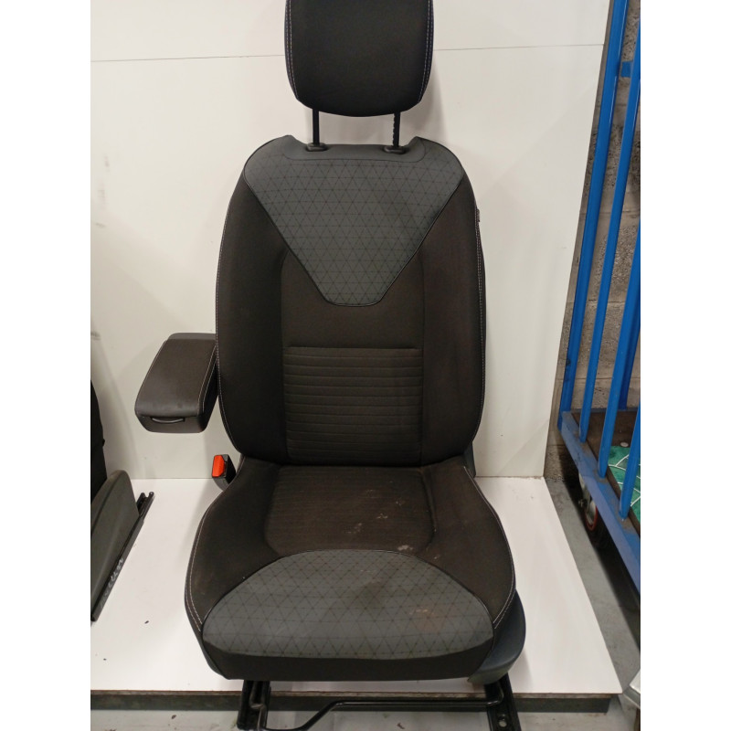 Siege avant gauche RENAULT CLIO 4