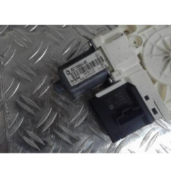 Moteur leve vitre arriere droit RENAULT MEGANE 3 Photo n°4