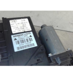 Moteur leve vitre avant gauche AUDI A4 2 Photo n°4