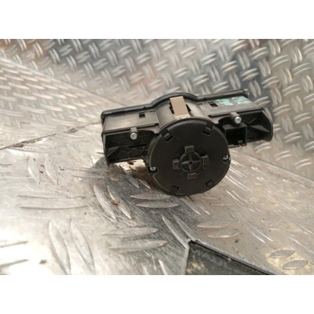 Commande de phare MERCEDES CLASSE B 246