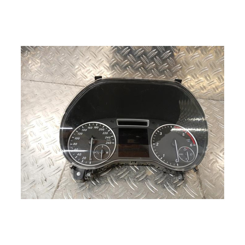 Compteur MERCEDES CLASSE B 246