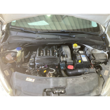 Face avant PEUGEOT 208 1
