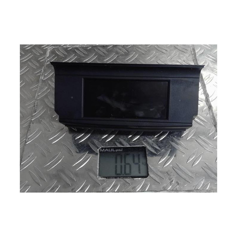 Ecran GPS MERCEDES CLASSE C 204