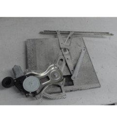 Moteur leve vitre arriere droit TOYOTA PRIUS 2 Photo n°1
