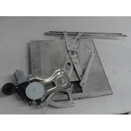 Moteur leve vitre arriere droit TOYOTA PRIUS 2 Photo n°1