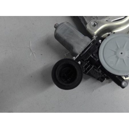Moteur leve vitre arriere droit TOYOTA PRIUS 2