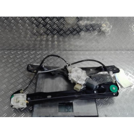 Moteur leve vitre avant droit BMW X1 E84 Photo n°1