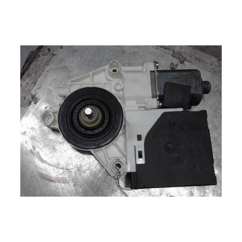 Moteur leve vitre avant droit AUDI A3 2