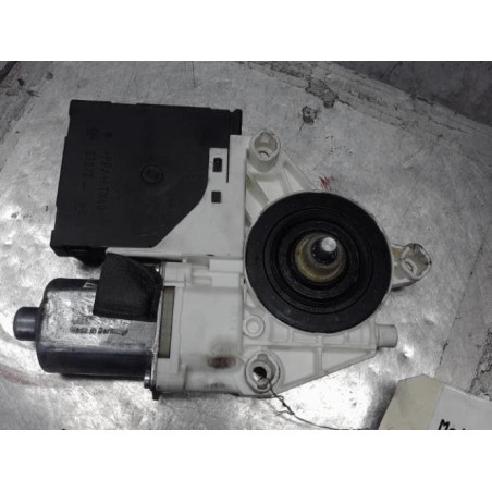 Moteur leve vitre avant gauche AUDI A3 2 Photo n°1