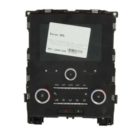 Ecran GPS RENAULT MEGANE 4 Photo n°1