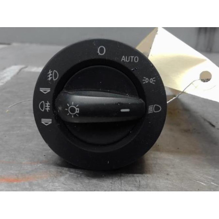 Commande de phare AUDI A6 3 Photo n°1